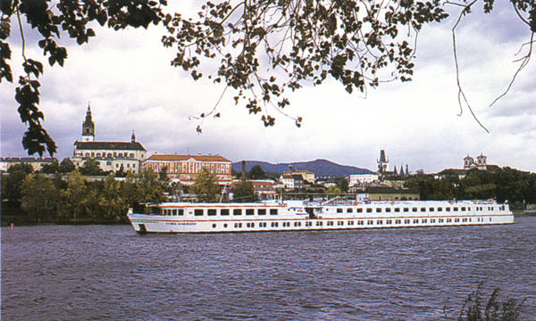 RESIDENCE HUSOVA